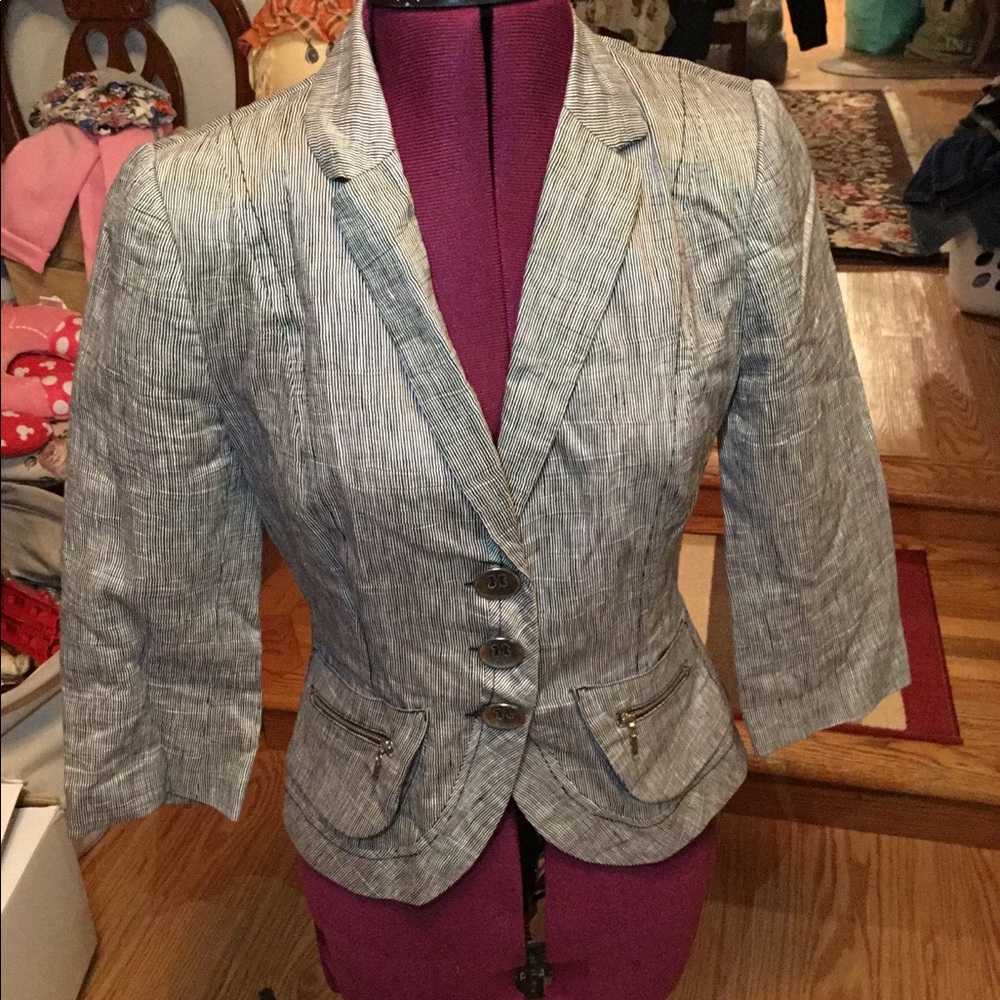 Jacket - Picture 1 of 2